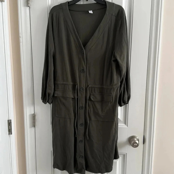 Old Navy Dress size XL - Picture 2 of 4